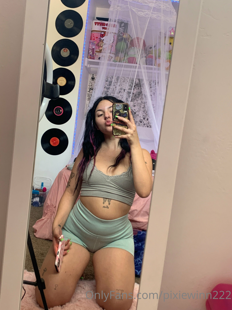 Photo by pixiewinn222 published on July 5,2023 17:13:26 - BestThots