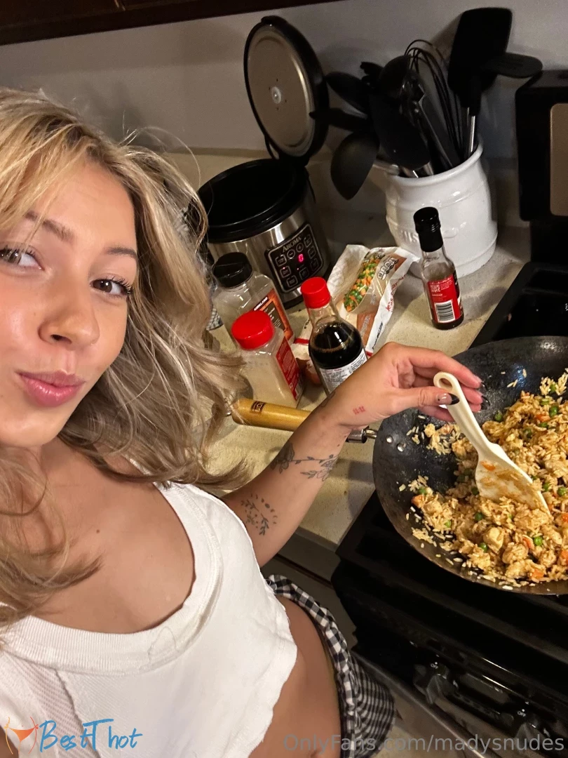 Photo by madysnudes published on January 29,2025 15:01:09 - BestThots