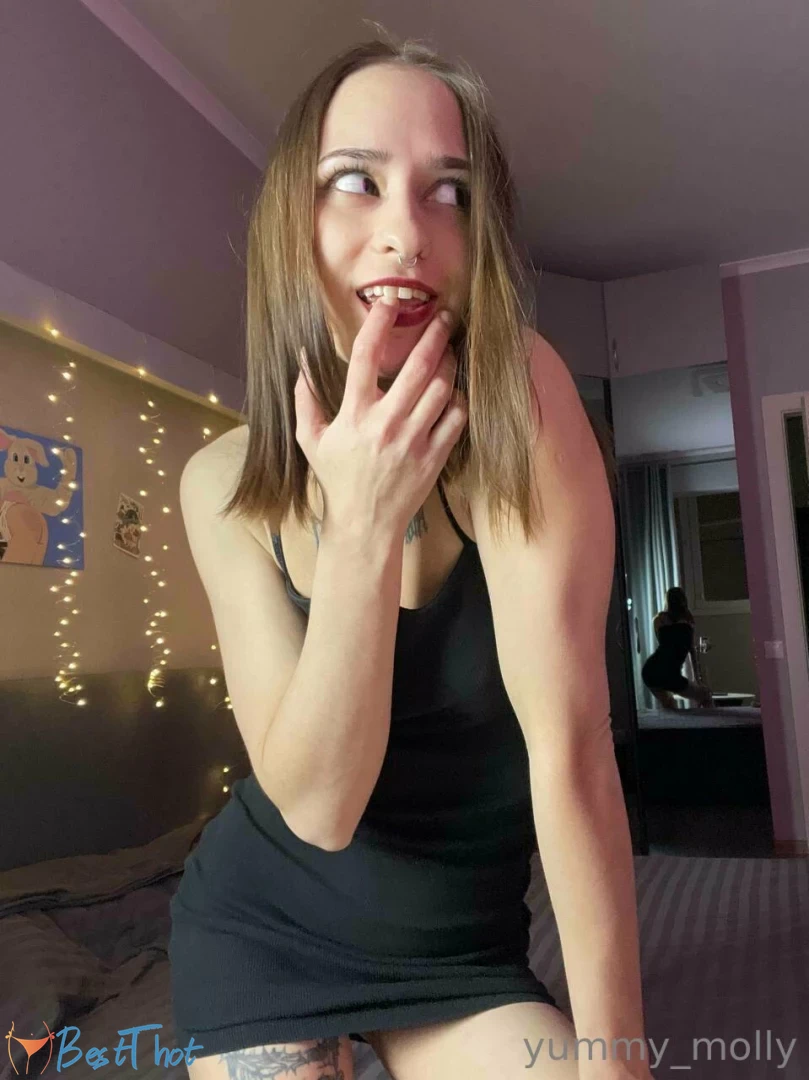 yummy-molly #9813232