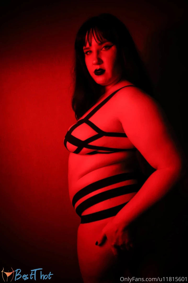 Photo by laurabluebyrd90 published on January 29,2025 18:00:52 - BestThots