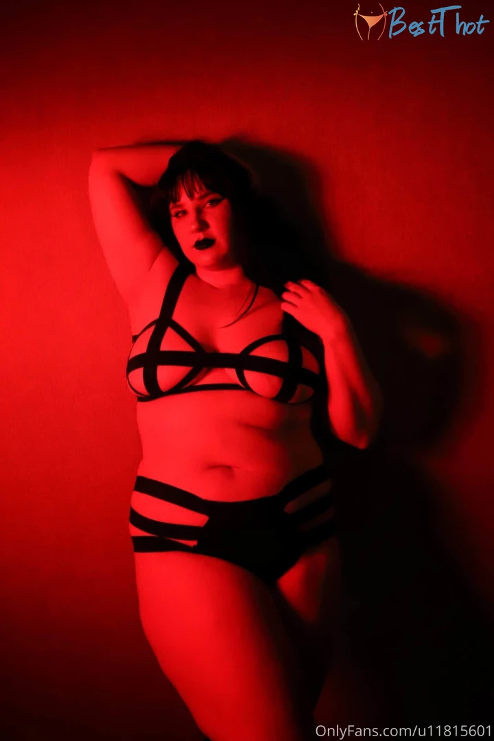 Photo by laurabluebyrd90 published on January 29,2025 18:00:55 - BestThots