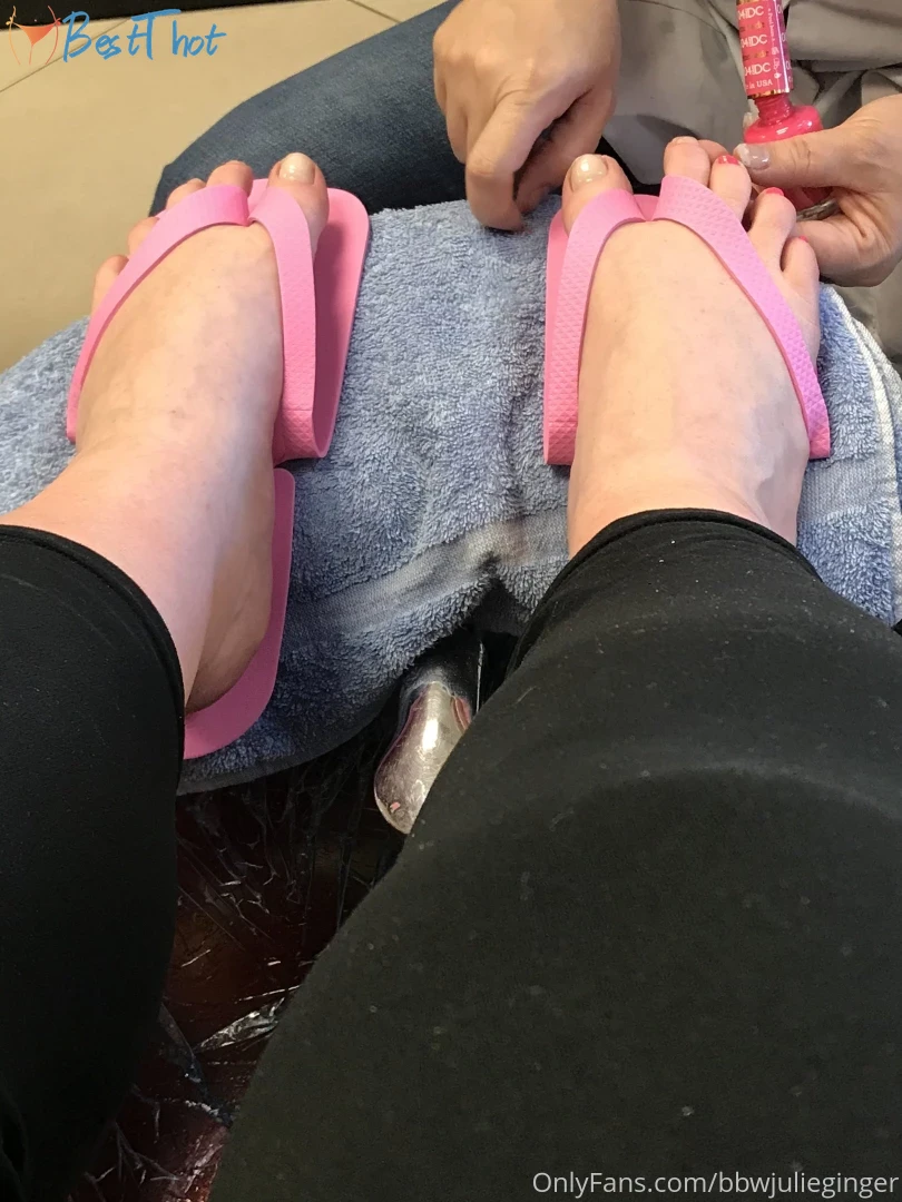 Photo by bbwjulieginger1 published on January 29,2025 18:02:54 - BestThots