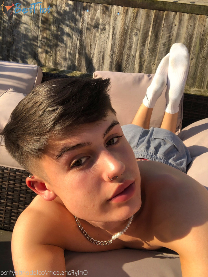 Photo by notashyboifree published on December 13,2024 22:02:48 - BestThots