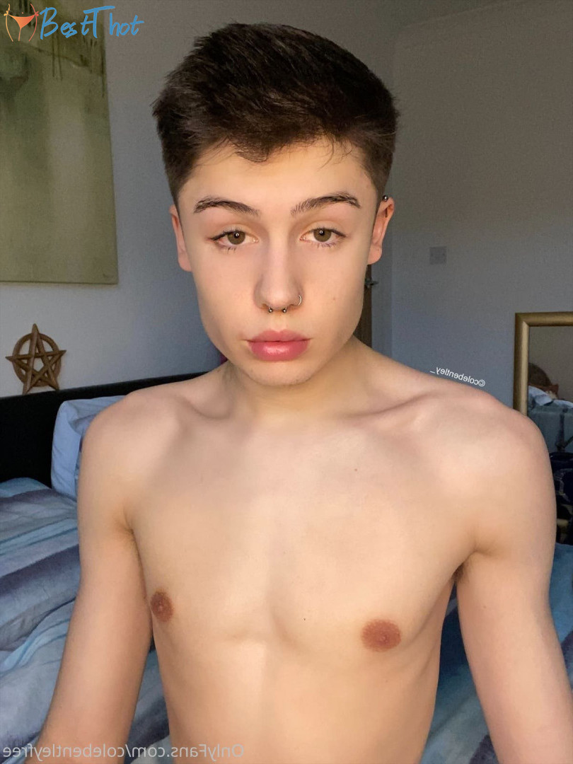 Photo by notashyboifree published on December 13,2024 22:02:53 - BestThots