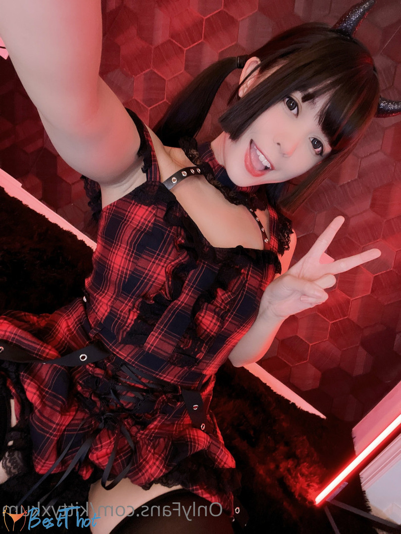 Photo by kittyxkum published on December 12,2024 09:31:31 - BestThots