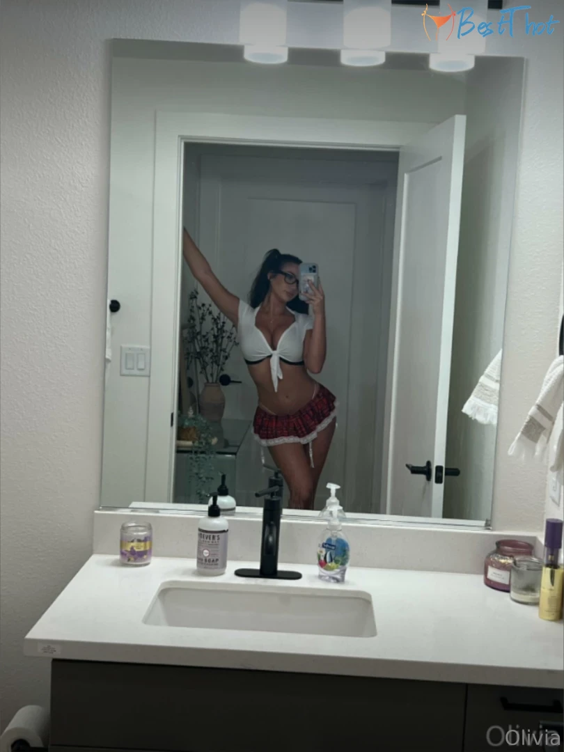 oliviajoann #9815433