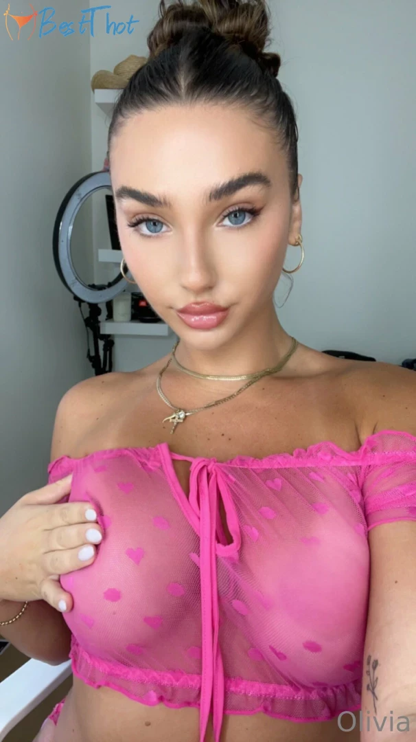oliviajoann #9815718