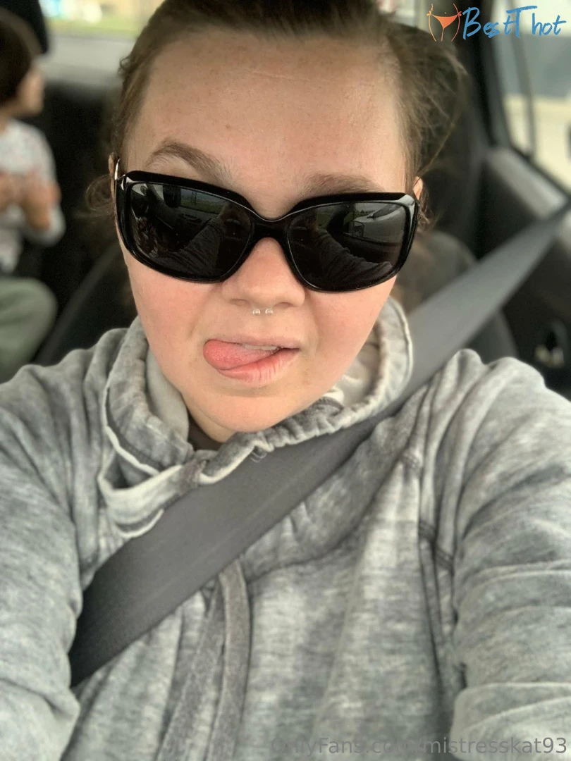 mistresskat93 #9816235