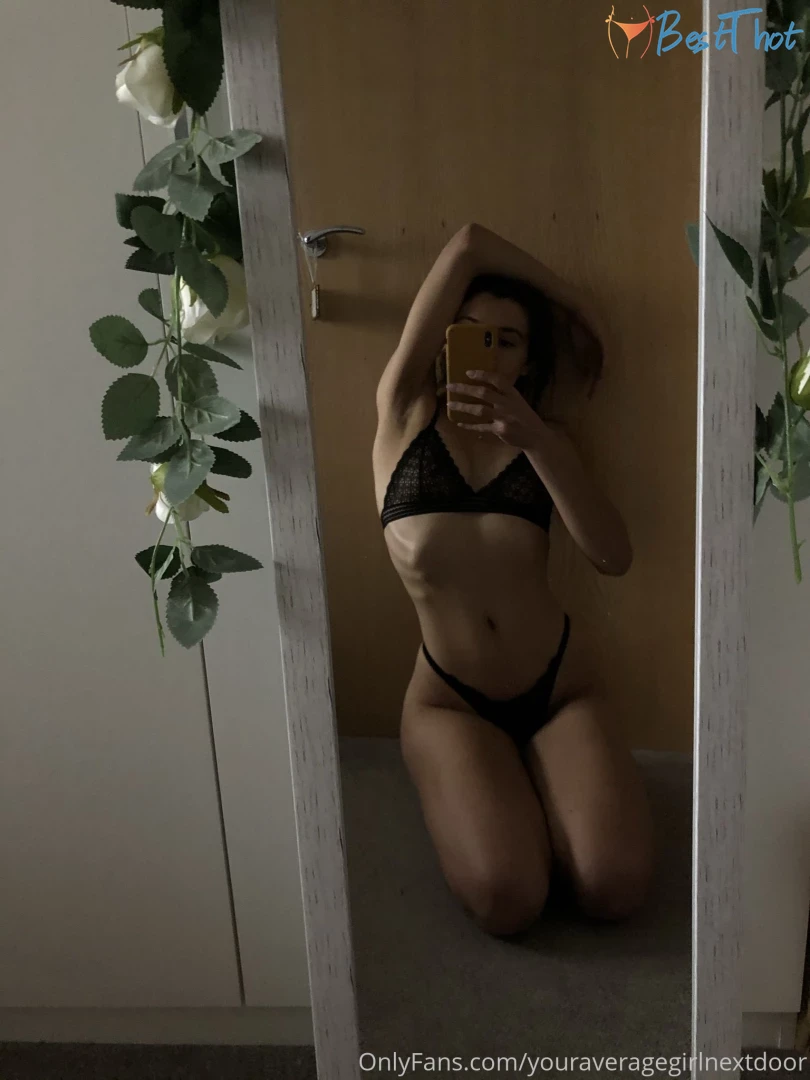 youraveragegirlnextdoor #9818171