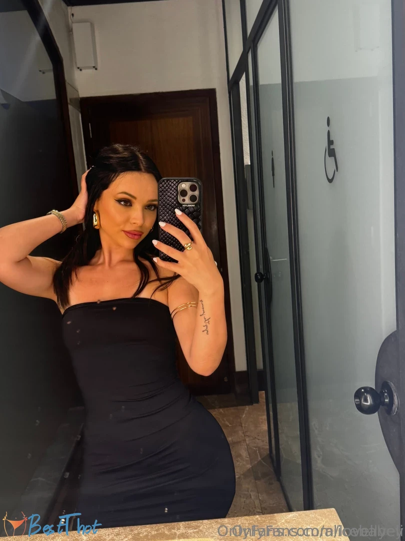 Photo by lovellyeli published on January 30,2025 07:02:00 - BestThots