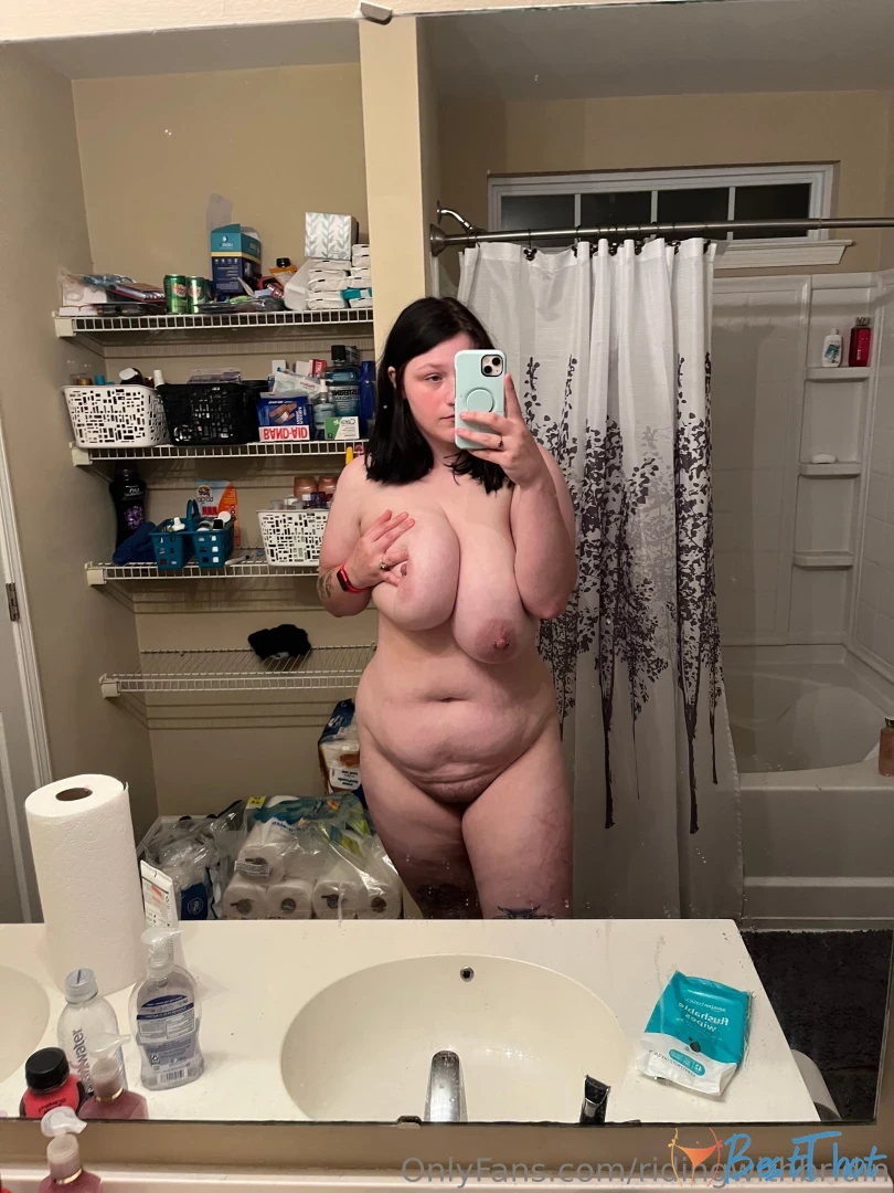 Photo by ridingwithbridin published on January 30,2025 10:02:10 - BestThots