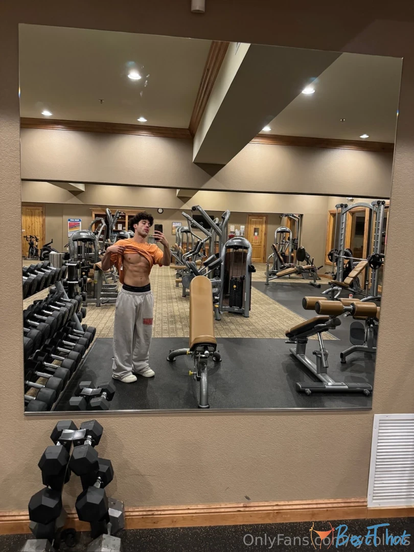 Photo by daddycoll published on February 2,2025 13:00:43 - BestThots