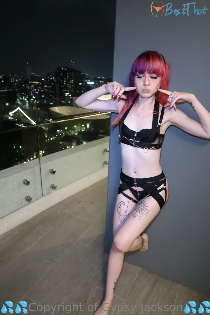 Photo by saltt-gypsy1 published on February 3,2025 06:00:59 - BestThots