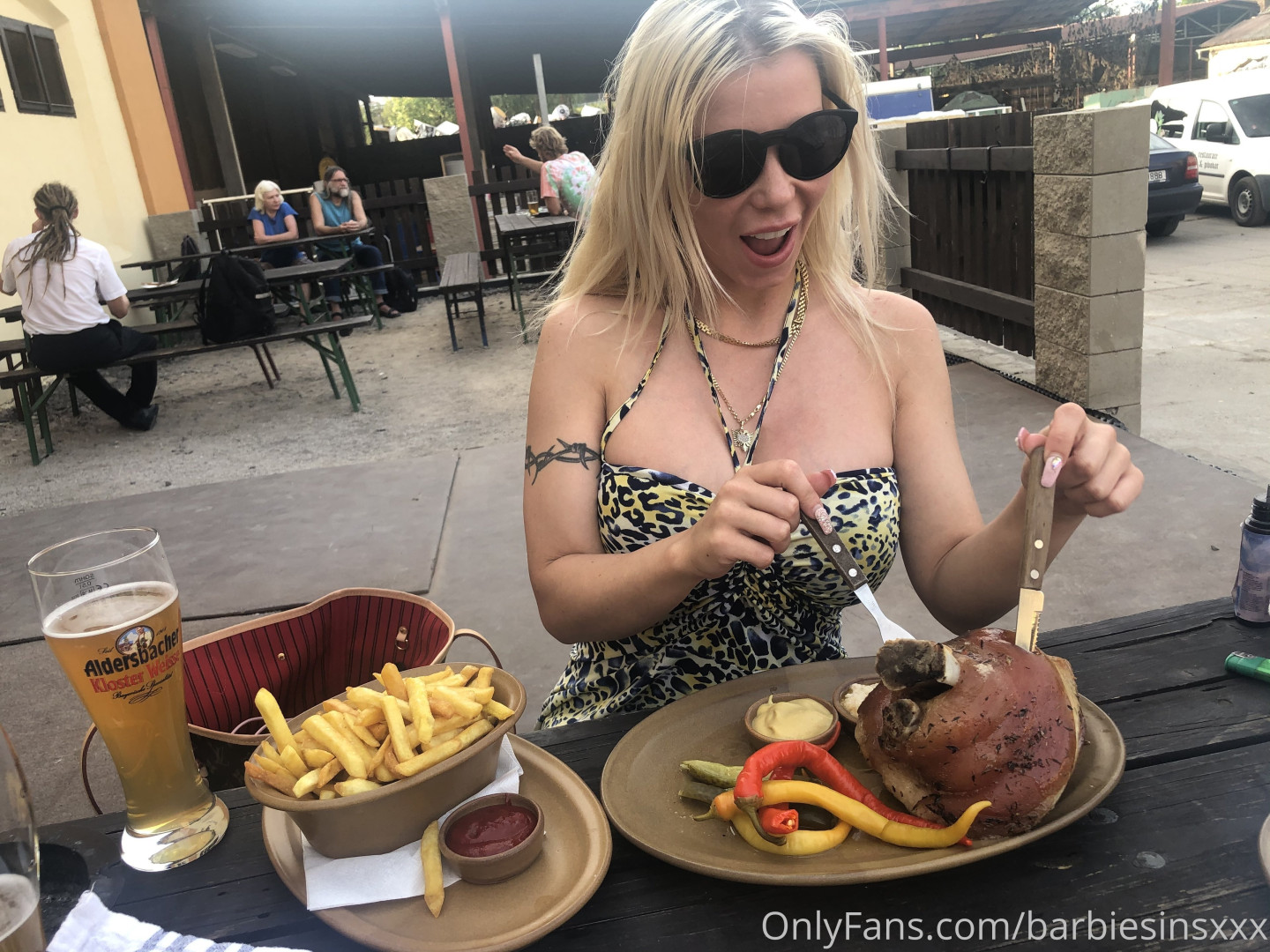 Photo by barbiesinsxxx published on December 9,2023 19:25:17 - BestThots