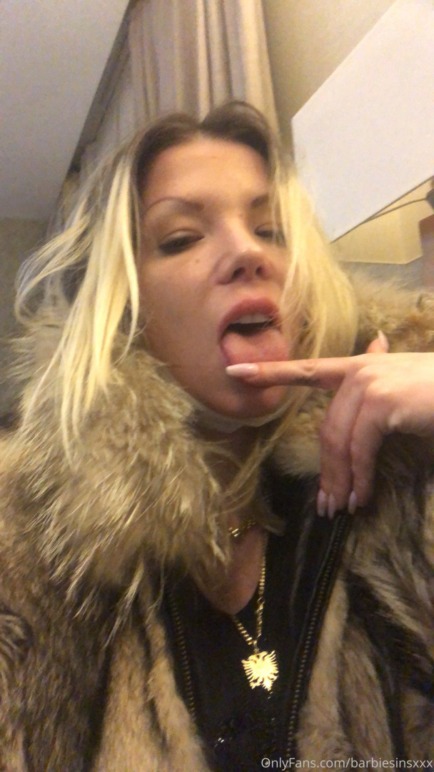 Photo by barbiesinsxxx published on December 9,2023 19:25:23 - BestThots