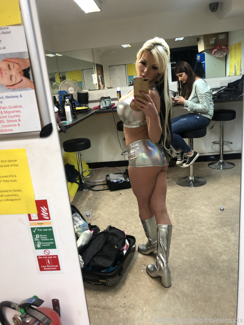 Photo by barbiesinsxxx published on December 9,2023 19:27:03 - BestThots