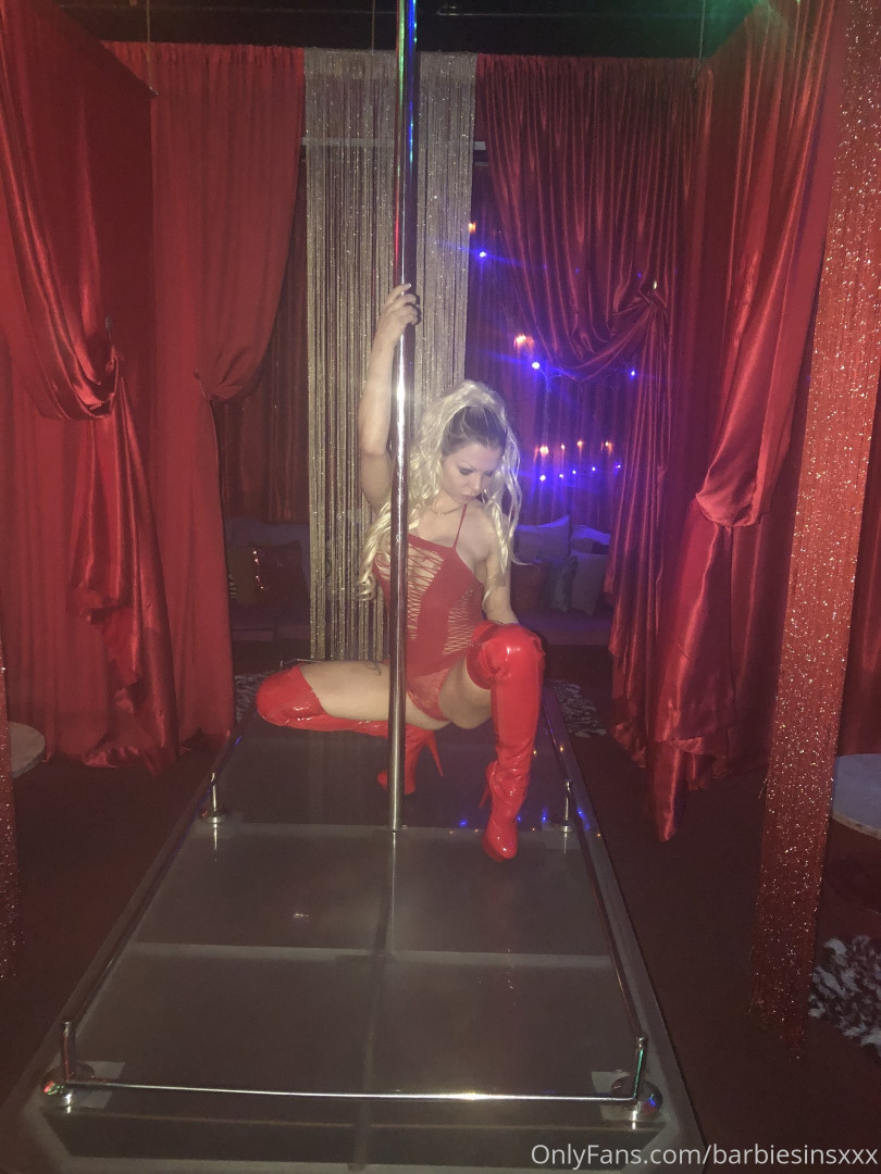 Photo by barbiesinsxxx published on December 9,2023 19:28:11 - BestThots