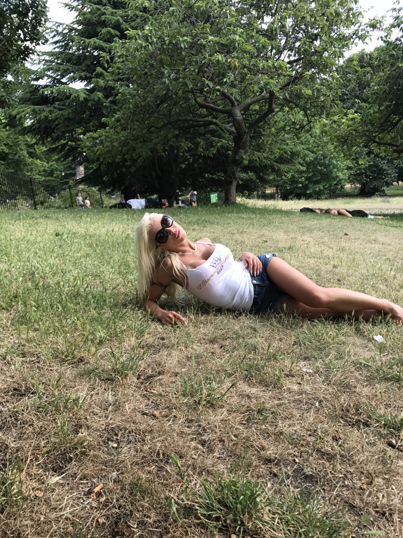 Photo by barbiesinsxxx published on December 9,2023 19:39:13 - BestThots