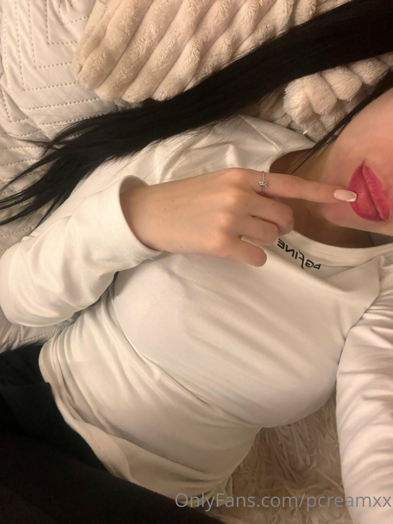 Photo by pcreamxx published on October 16,2023 23:27:34 - BestThots