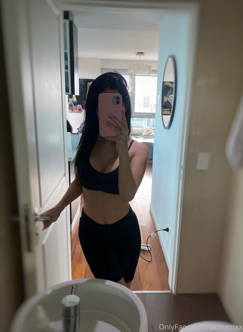 Photo by pcreamxx published on October 16,2023 23:31:47 - BestThots