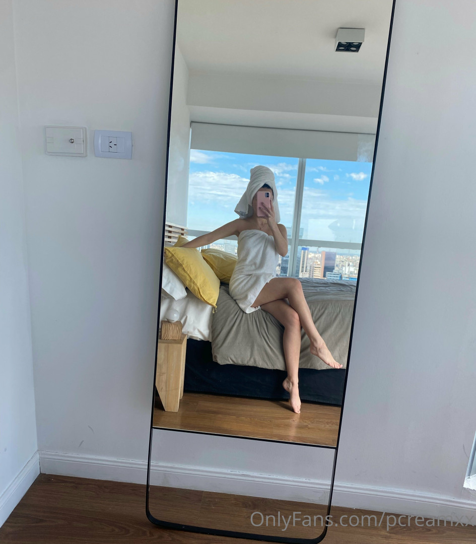 Photo by pcreamxx published on October 16,2023 23:33:49 - BestThots