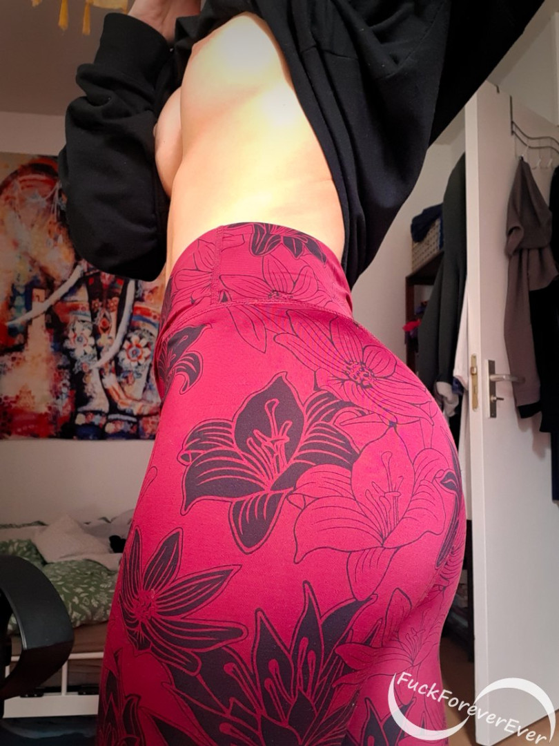 Photo by fuckforeverever published on November 6,2023 19:50:01 - BestThots