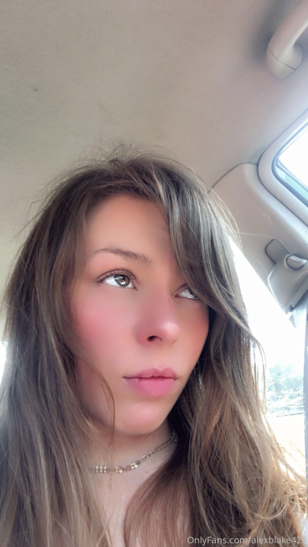 Photo by alexblake420 published on November 19,2023 20:21:27 - BestThots