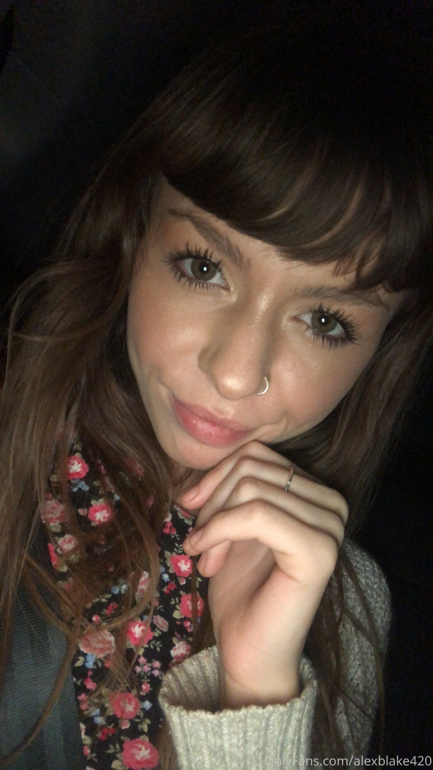 Photo by alexblake420 published on November 19,2023 20:22:03 - BestThots