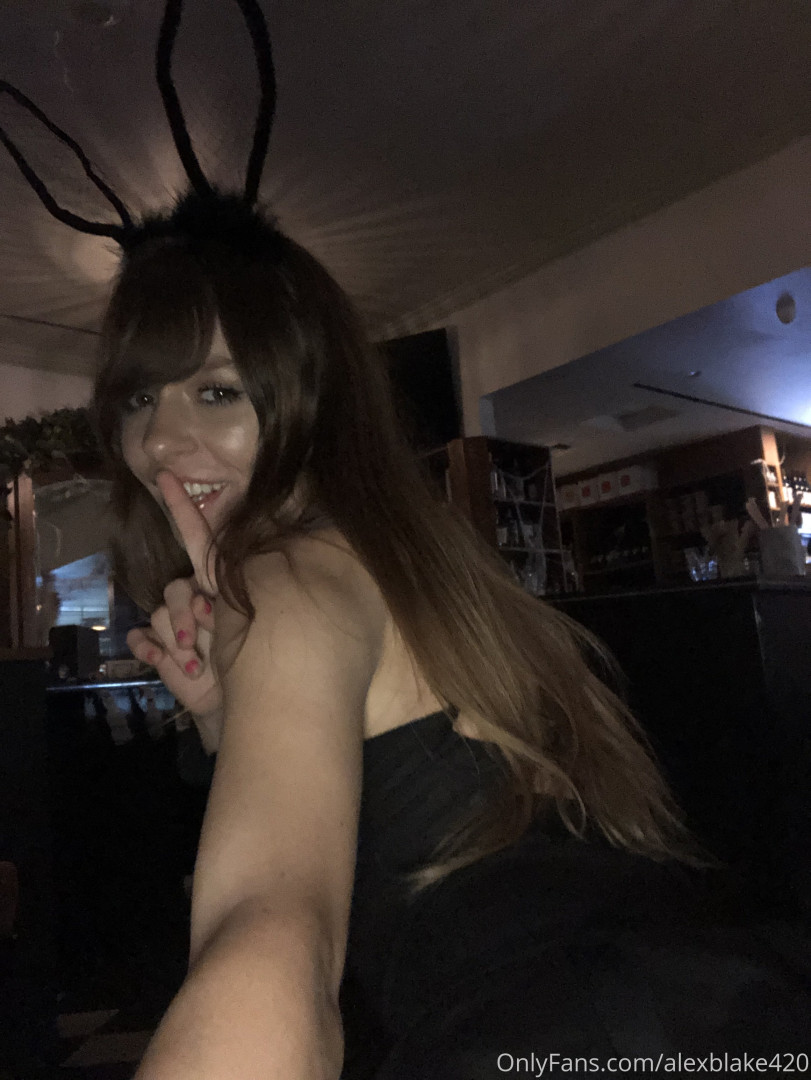 Photo by alexblake420 published on November 19,2023 20:22:06 - BestThots