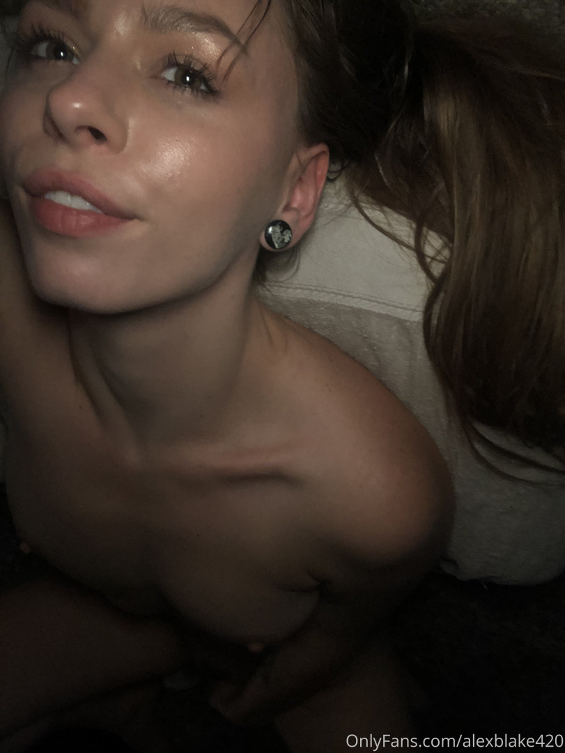 Photo by alexblake420 published on November 19,2023 20:25:02 - BestThots