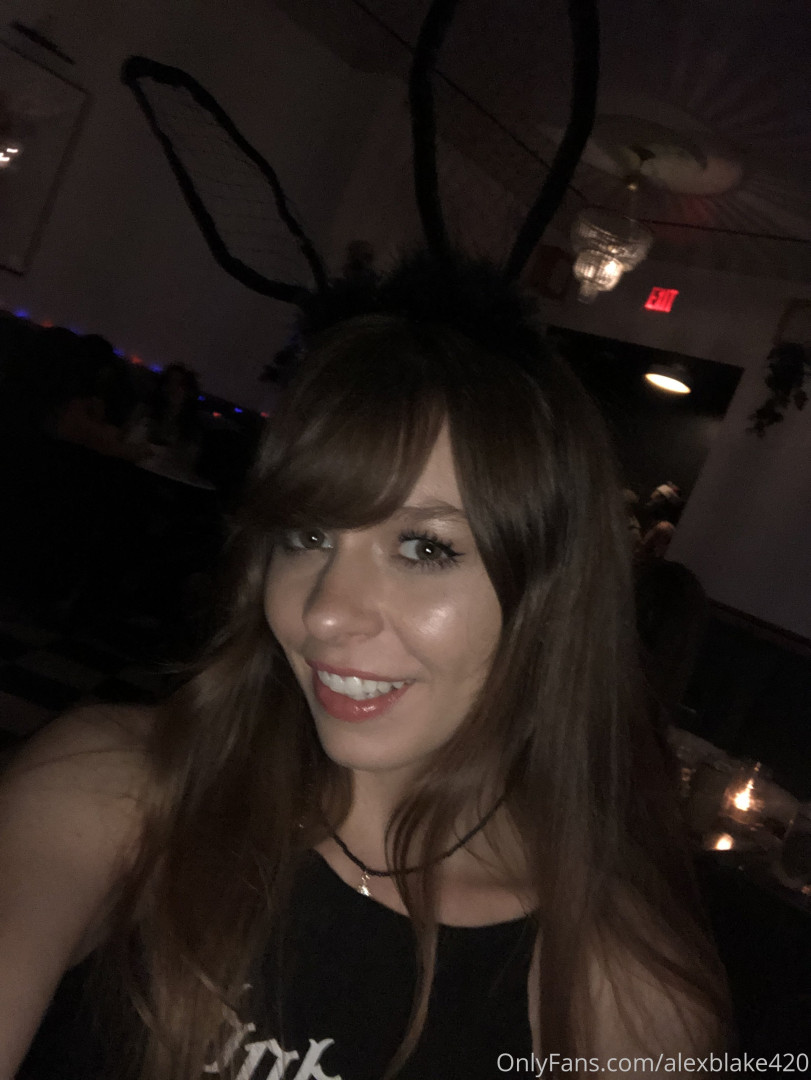 Photo by alexblake420 published on November 19,2023 20:25:10 - BestThots