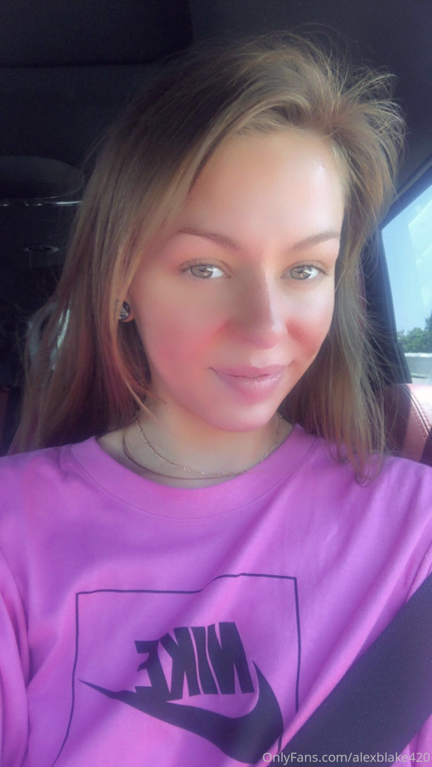 Photo by alexblake420 published on November 19,2023 20:27:27 - BestThots