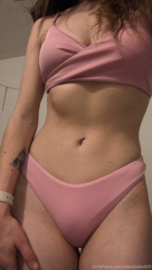 Photo by alexblake420 published on November 19,2023 20:29:36 - BestThots