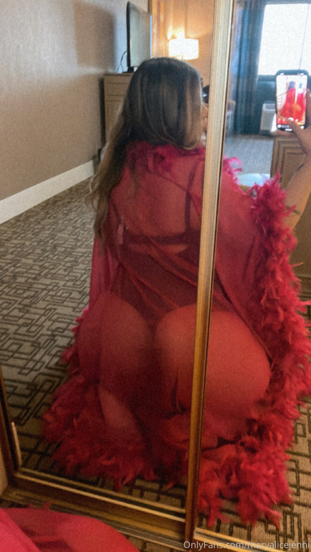Photo by maryalicejenni published on July 7,2023 19:00:03 - BestThots