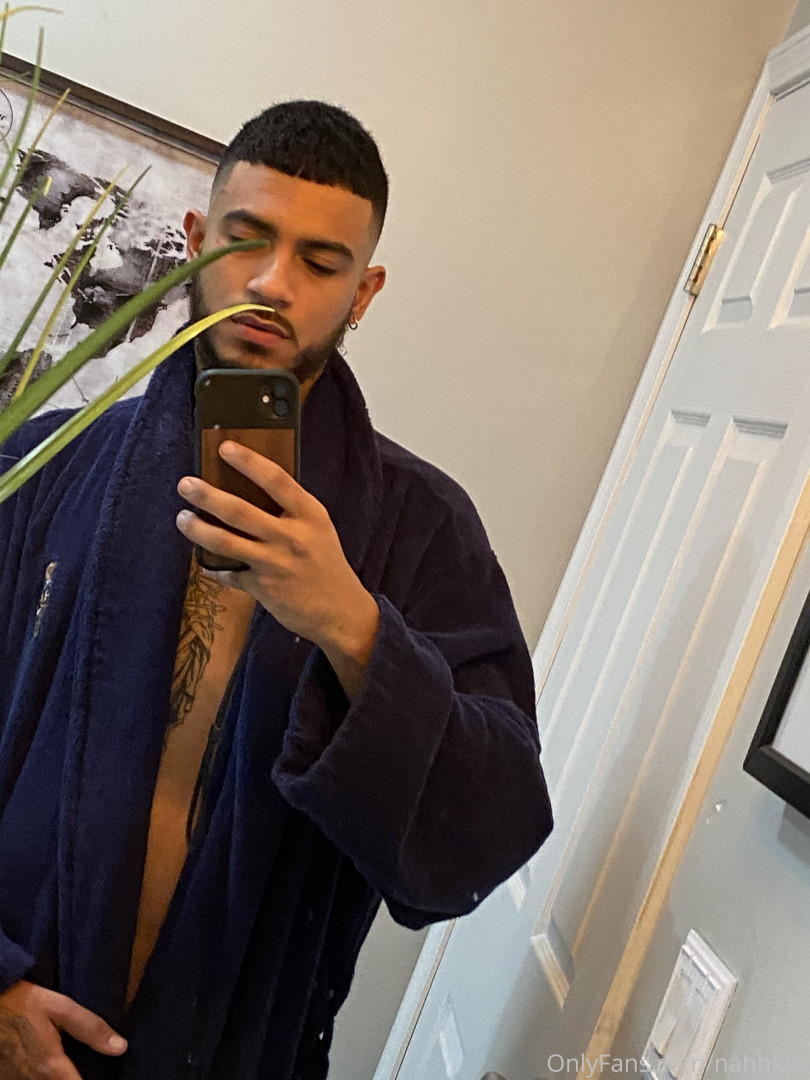 Photo by nahhkev published on October 16,2023 00:37:44 - BestThots