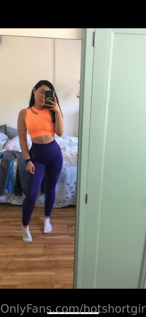 Photo by hotshortgirl published on October 13,2023 22:42:54 - BestThots