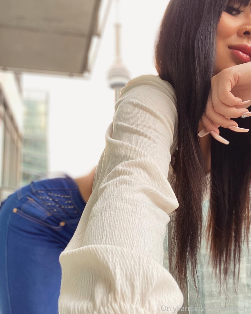 Photo by geishakitten published on October 14,2023 17:42:24 - BestThots