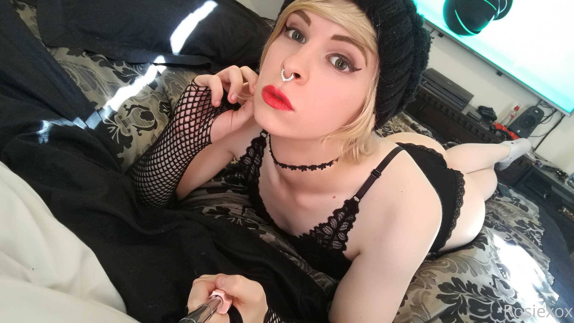 Photo by rosiexox2 published on July 28,2023 18:18:24 - BestThots