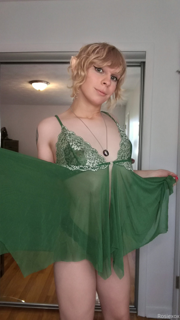 Photo by rosiexox2 published on July 28,2023 18:27:06 - BestThots