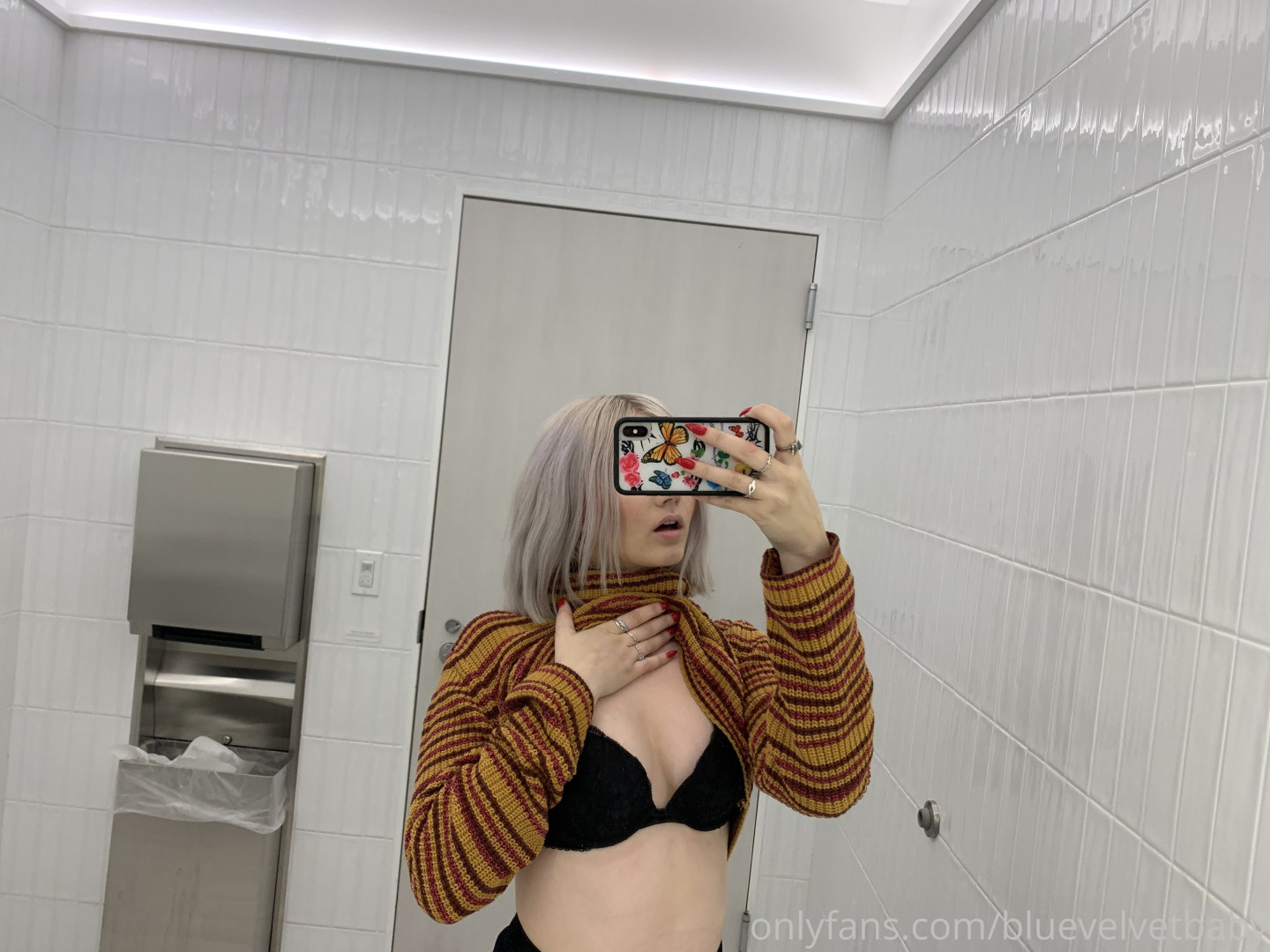 Photo by bluevelvetbaby published on December 10,2023 18:24:56 - BestThots