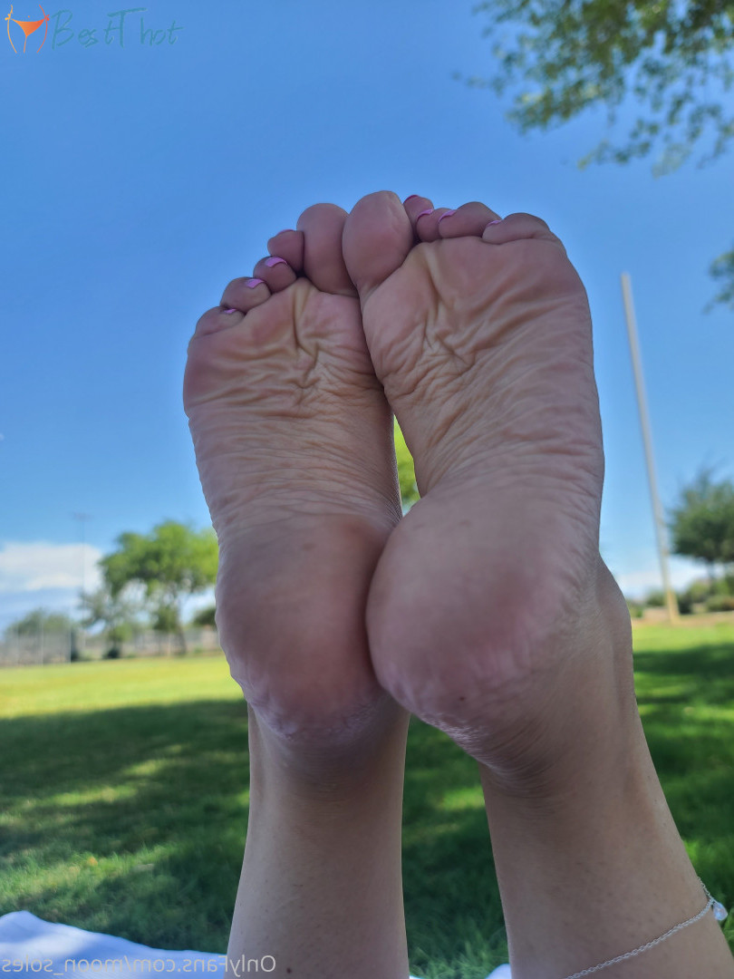 Photo by moon_soles published on December 10,2024 13:19:15 - BestThots
