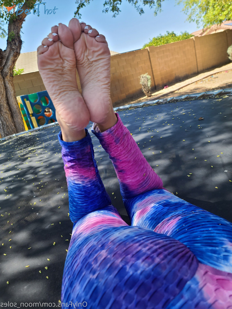 Photo by moon_soles published on December 10,2024 13:19:54 - BestThots