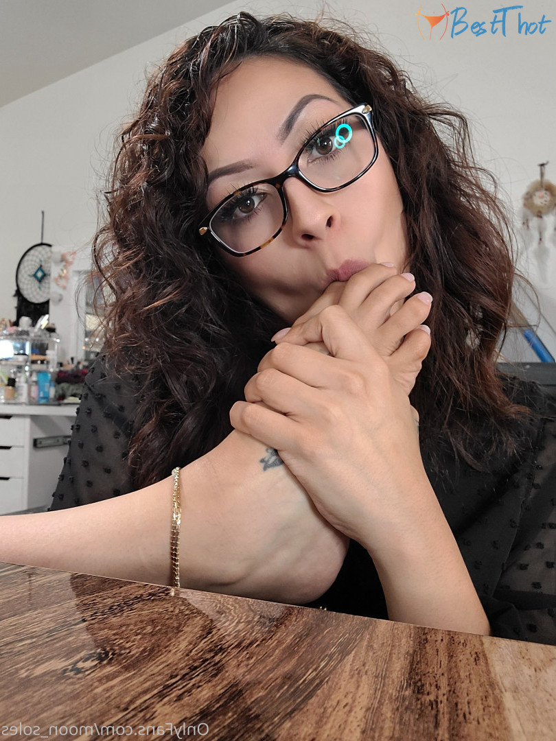 Photo by moon_soles published on December 10,2024 13:21:38 - BestThots