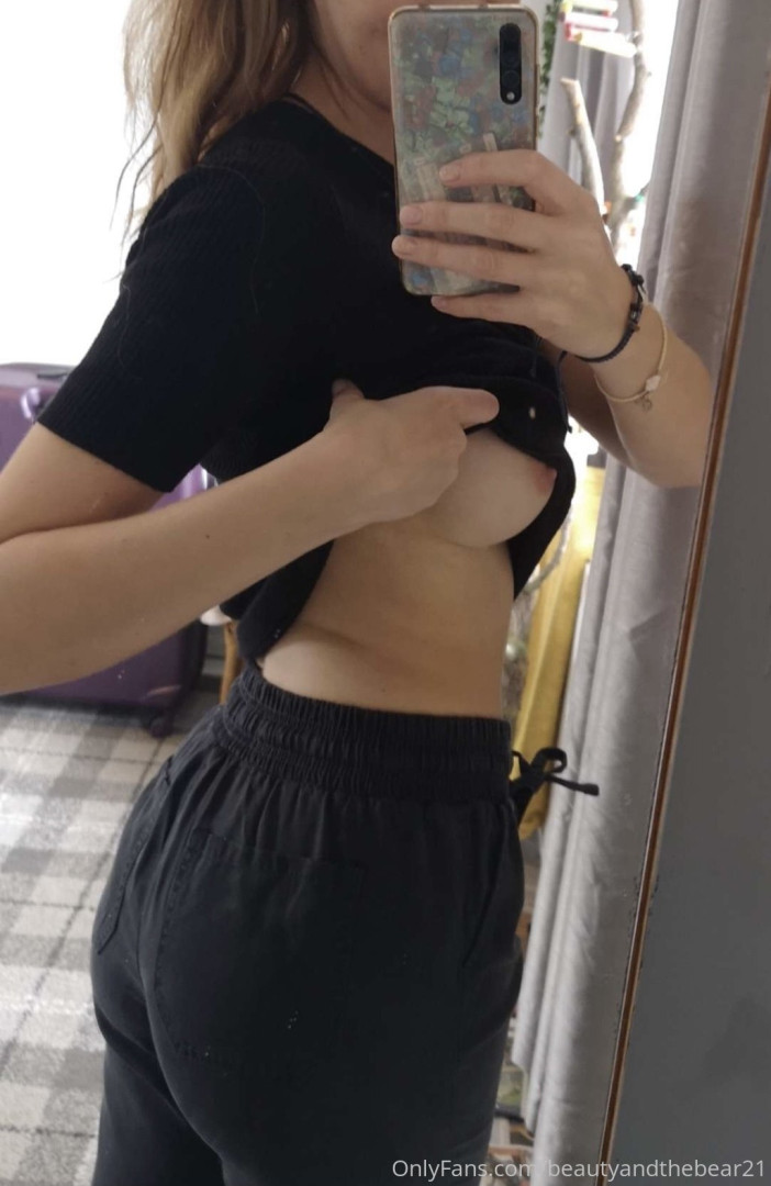 Photo by sweetlittlenightmare69 published on May 17,2023 10:09:54 - BestThots