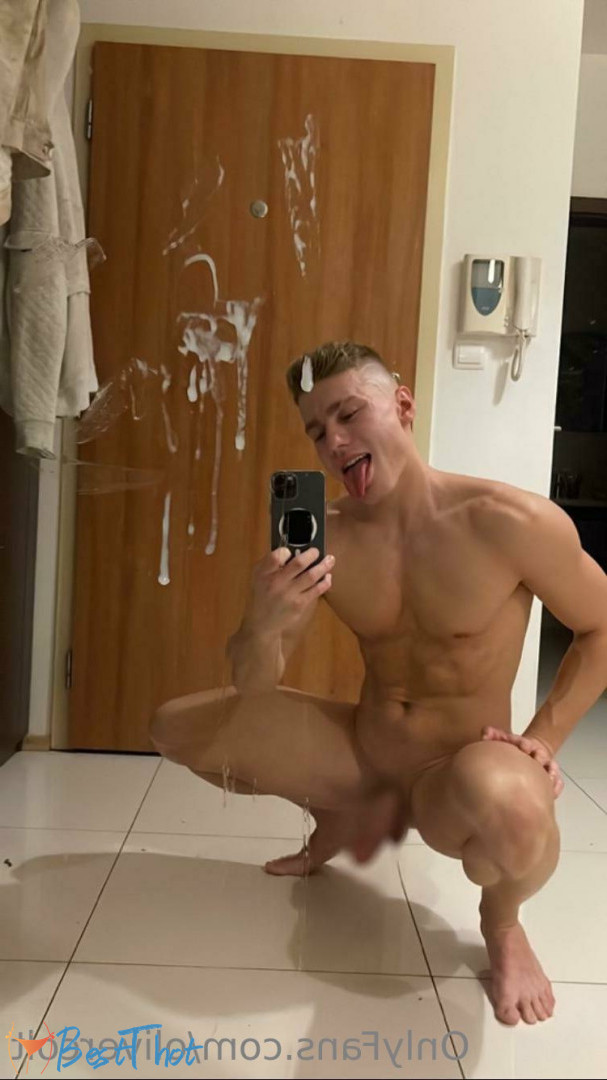 olivercolt #9401176