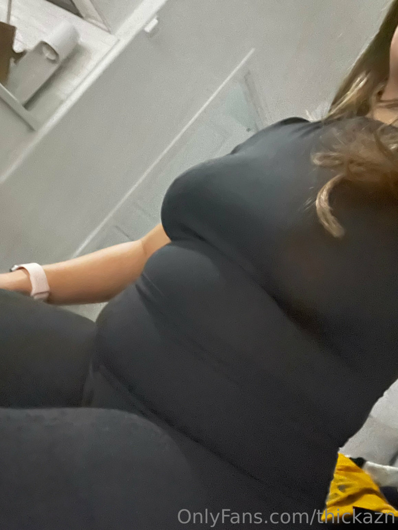 Photo by thickazn published on August 2,2023 18:22:41 - BestThots