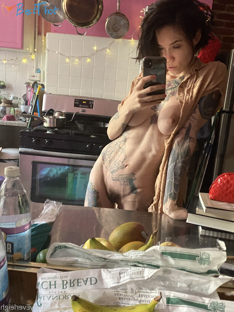 Photo by lucyeverleigh published on December 16,2024 12:05:12 - BestThots