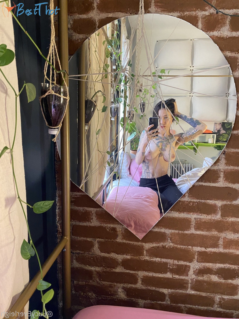 Photo by lucyeverleigh published on December 16,2024 12:06:11 - BestThots