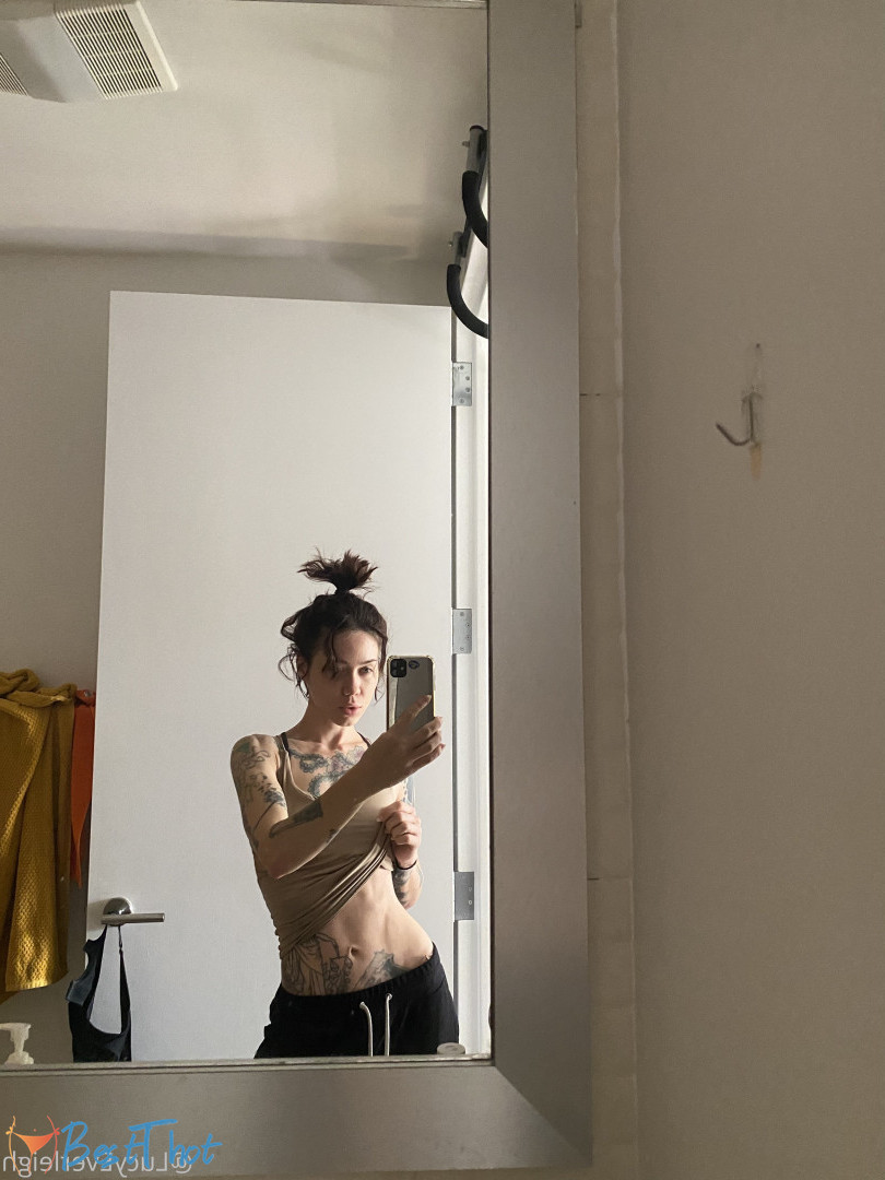 Photo by lucyeverleigh published on December 16,2024 13:04:50 - BestThots