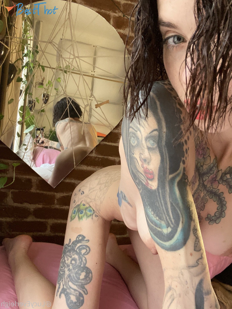 Photo by lucyeverleigh published on December 16,2024 14:03:58 - BestThots